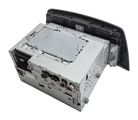 Thumbnail 4: 2013 MERCEDES C-CLASS (W204) AM/FM RADIO STEREO NAVIGATION CD RECEIVER HEAD UNIT