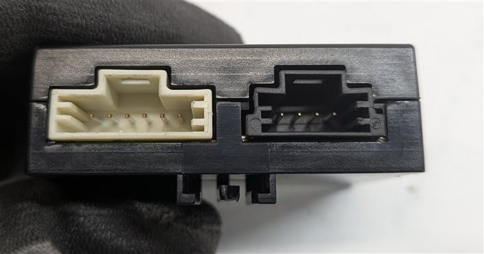 Thumbnail 4: 2013 MERCEDES C350 (W204) REAR VIEW BACKUP CAMERA CONTROL MODULE COMPUTER
