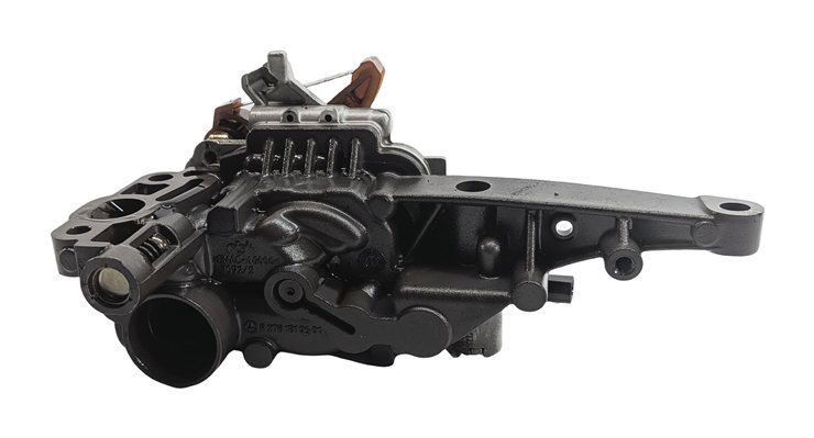 Thumbnail 5: 2013 MERCEDES C350 (W204) 3.5L (276.957) ENGINE OIL FLUID PUMP ASSEMBLY