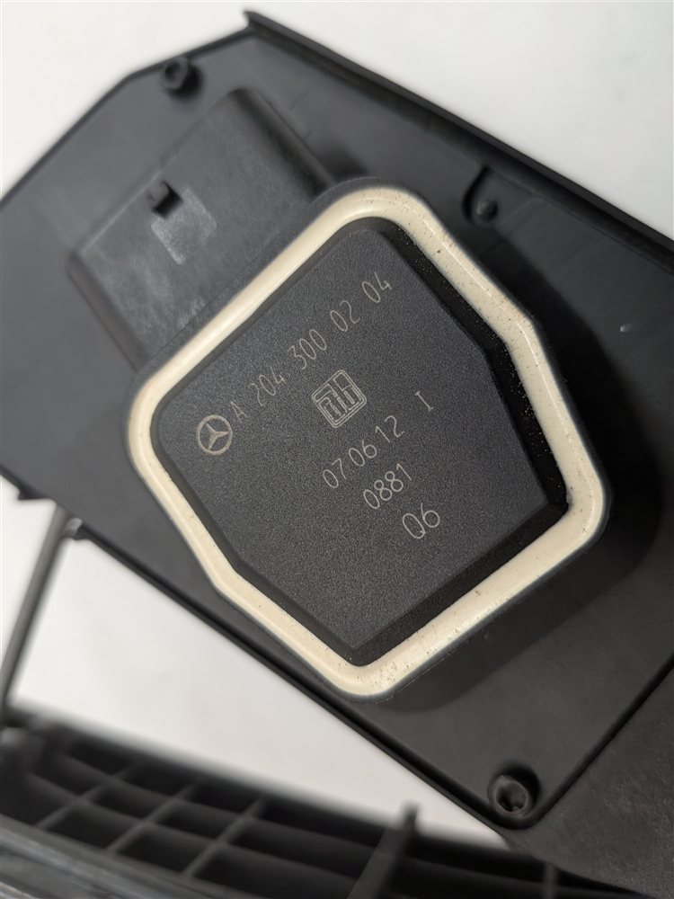 Thumbnail 6: 2013 MERCEDES C350 (W204) 3.5L THROTTLE GAS ACCELERATOR PEDAL ASSEMBLY