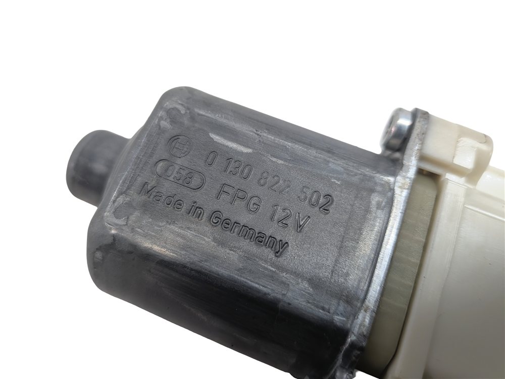 Thumbnail 5: 08-16 MERCEDES C250 C300 C350 C63 E350 E500 E550 E63 LEFT FRONT WINDOW MOTOR
