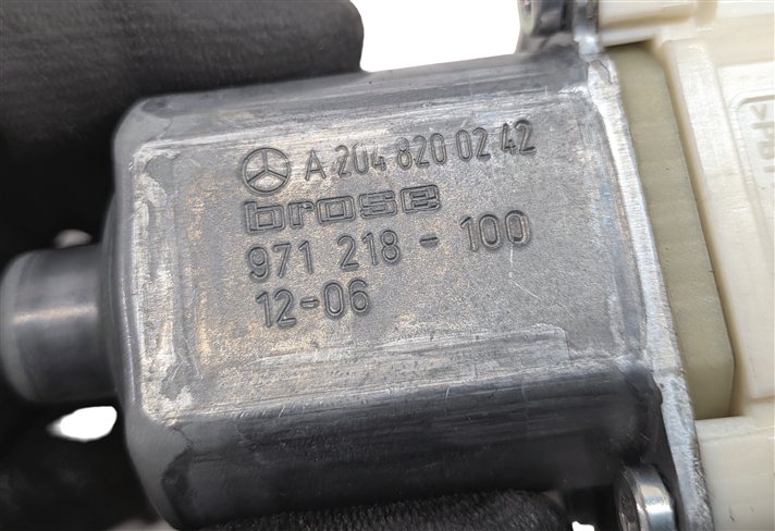 Thumbnail 6: 08-16 MERCEDES C250 C300 C350 C63 E350 E500 E550 E63 LEFT FRONT WINDOW MOTOR