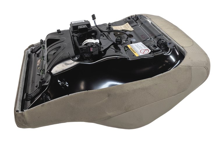 Thumbnail 6: 2013 MERCEDES C350 (W204) FRONT RIGHT PASSENGER SEAT BOTTOM CUSHION (Beige)