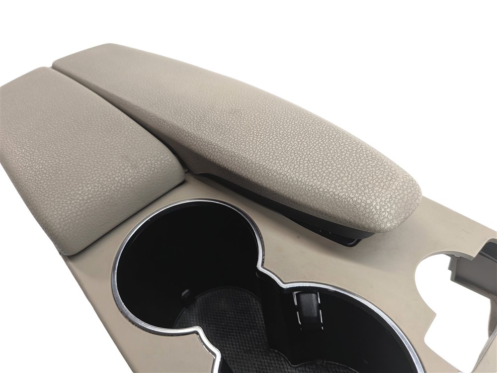 Thumbnail 11: 12-15 MERCEDES BENZ C250 C300 C350 (W204) COUPE / SEDAN CENTER CONSOLE (Beige)
