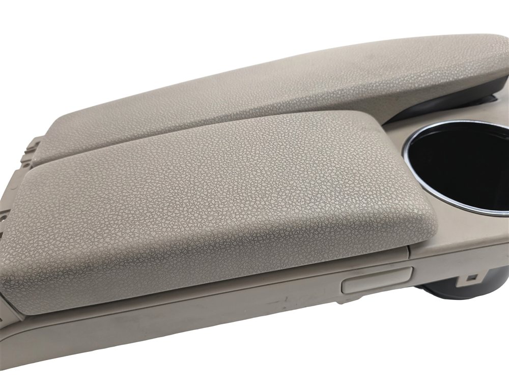 Thumbnail 9: 12-15 MERCEDES BENZ C250 C300 C350 (W204) COUPE / SEDAN CENTER CONSOLE (Beige)