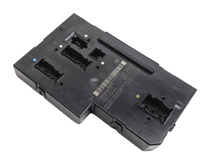 11-15 MERCEDES C250 C300 C350 (W204) REAR SIGNAL ACQUISITION CONTROL MODULE SAM