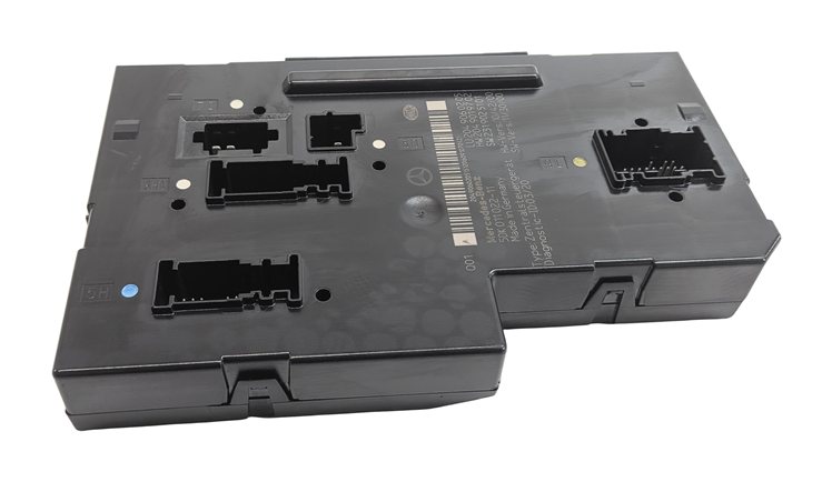 Thumbnail 2: 11-15 MERCEDES C250 C300 C350 (W204) REAR SIGNAL ACQUISITION CONTROL MODULE SAM