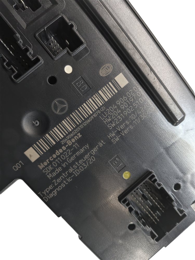 Thumbnail 6: 11-15 MERCEDES C250 C300 C350 (W204) REAR SIGNAL ACQUISITION CONTROL MODULE SAM