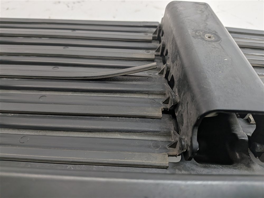 Thumbnail 8: 14-22 RANGE ROVER SPORT (L494) RADIATOR ACTIVE AIR SHUTTER GRILLE ASSEMBLY