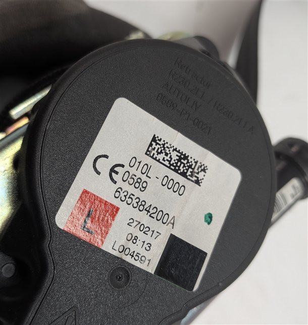 Thumbnail 5: 2016-2020 RANGE ROVER SPORT (L494) LEFT FRONT DRIVER SEATBELT RETRACTOR (Black)