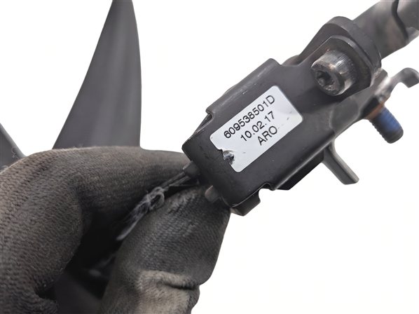 Thumbnail 7: 2016-2020 RANGE ROVER SPORT (L494) LEFT FRONT DRIVER SEATBELT RETRACTOR (Black)