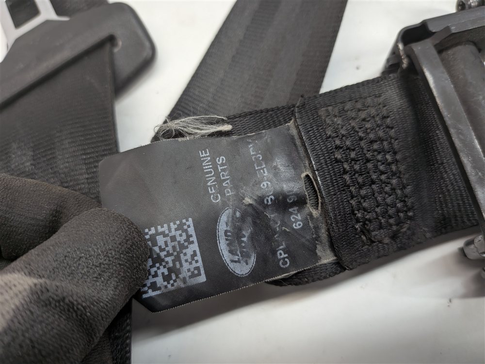 Thumbnail 8: 2016-2020 RANGE ROVER SPORT (L494) LEFT FRONT DRIVER SEATBELT RETRACTOR (Black)