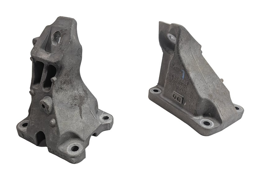 Thumbnail 4: 2017 RANGE ROVER SPORT L494 3.0L SUPER 306PS AJ126 ENGINE MOUNT BRACKET SET/2