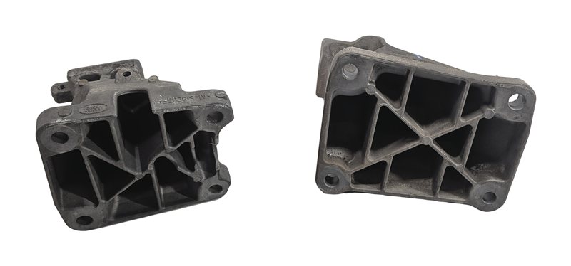 Thumbnail 5: 2017 RANGE ROVER SPORT L494 3.0L SUPER 306PS AJ126 ENGINE MOUNT BRACKET SET/2