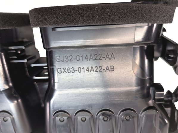 Thumbnail 6: 2017 RANGE ROVER SPORT (L494) FRONT CENTER DASH HEAT AIR AC VENT (Black)