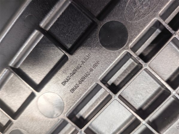 Thumbnail 8: 14-20 RANGE ROVER SPORT (L494) FRONT CENTER CONSOLE DUAL SLIDE OPEN CUPHOLDER