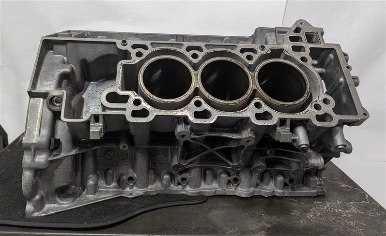Thumbnail 2: 13-19 JAGUAR XF XJ RANGE ROVER SPORT LR4 3.0L SUPERCHARGED BARE CYLINDER BLOCK