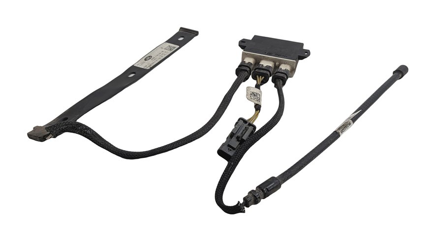 Thumbnail 3: 2017 RANGE ROVER SPORT (L494) TRUNK REMOTE OPEN ANTENNA MODULE w/KICK PAD SENSOR