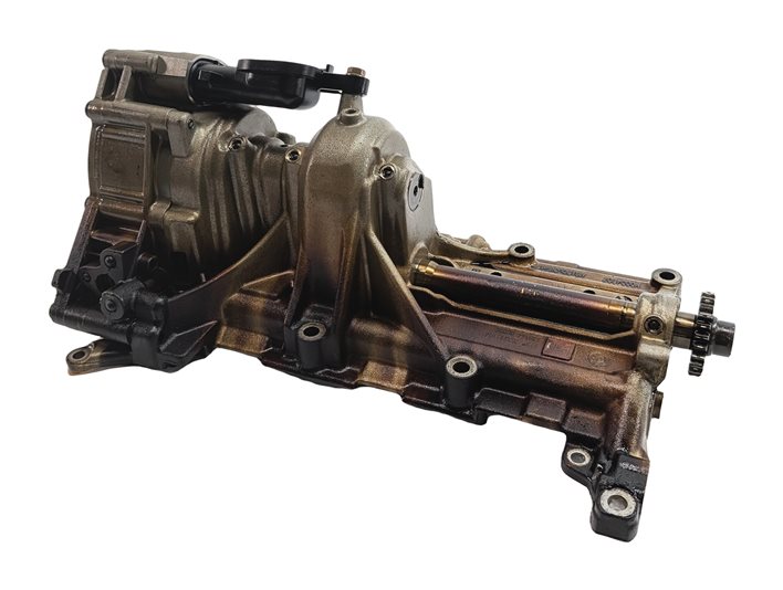 2014 BMW 428I (F32) 2.0L (N26) ENGINE OIL FLUID PUMP w/ COUNTER BALANCE SHAFT