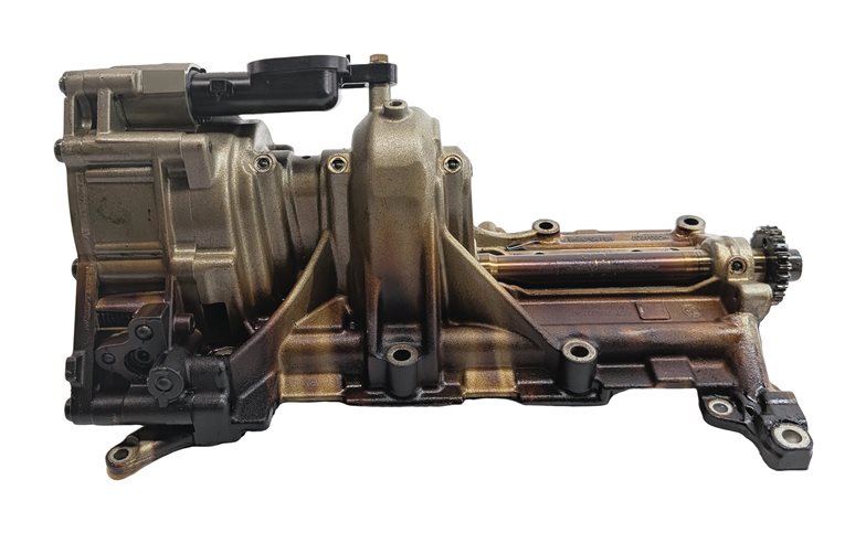 Thumbnail 2: 2014 BMW 428I (F32) 2.0L (N26) ENGINE OIL FLUID PUMP w/ COUNTER BALANCE SHAFT
