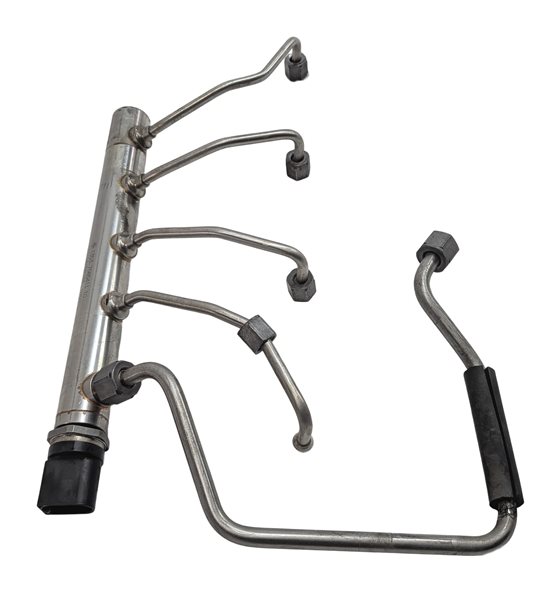 Thumbnail 2: 2014 BMW 428I (F32) 2.0L (N26) ENGINE FUEL RAIL INJECTOR ASSEMBLY w/ LINES