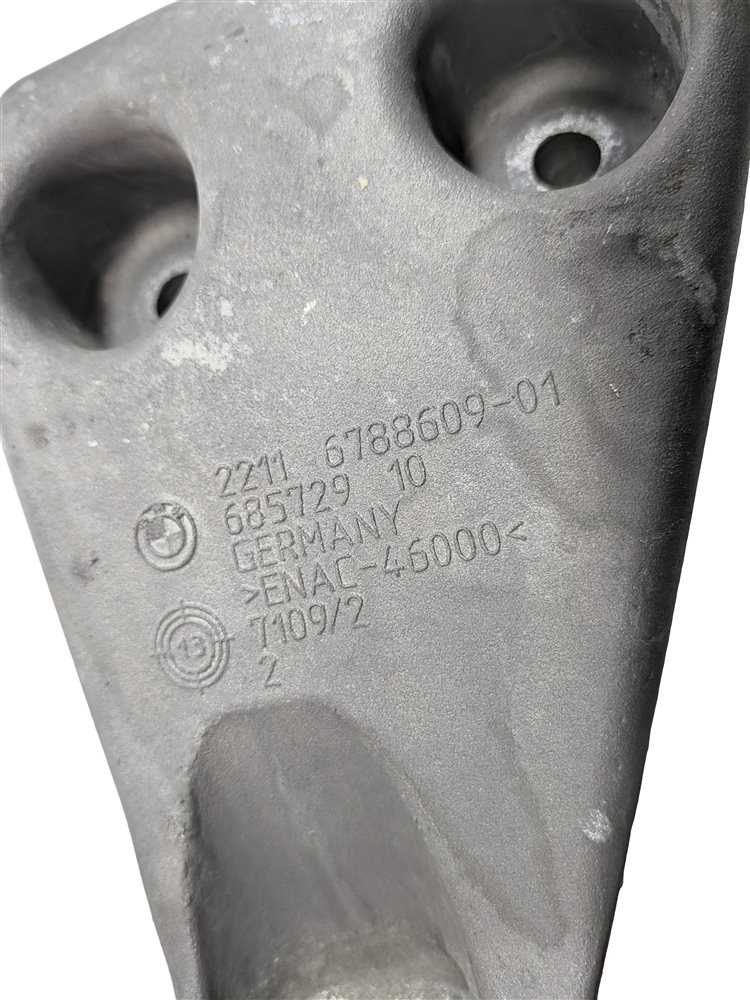 Thumbnail 4: 2014 BMW 428I (F32) 2.0L (N26) ENGINE MOTOR MOUNT BRACKET SET/2