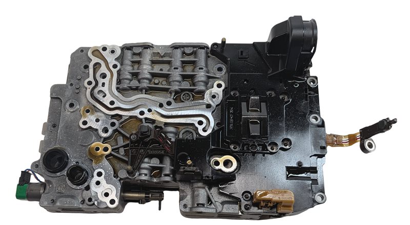 Thumbnail 7: 14-16 BMW 2 3 4 5 F22 F30 F32 F10 2.0L RWD 8HP-45 A/T VALVE BODY w/OIL PUMP 