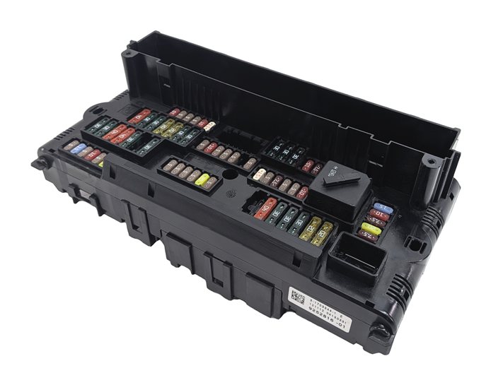 2012-2017 BMW 5 6 7 (F01 F06 F10) FRONT POWER DISTRIBUTION RELAY FUSE BOX