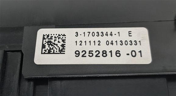 Thumbnail 6: 2012-2017 BMW 5 6 7 (F01 F06 F10) FRONT POWER DISTRIBUTION RELAY FUSE BOX