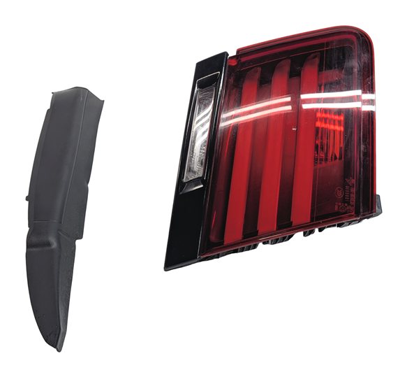 Thumbnail 4: 13-15 BMW 740i 750i 760i ACTIVEHYBRID-7 B7 (F01 F02 F04) LEFT INNER TAILLIGHT