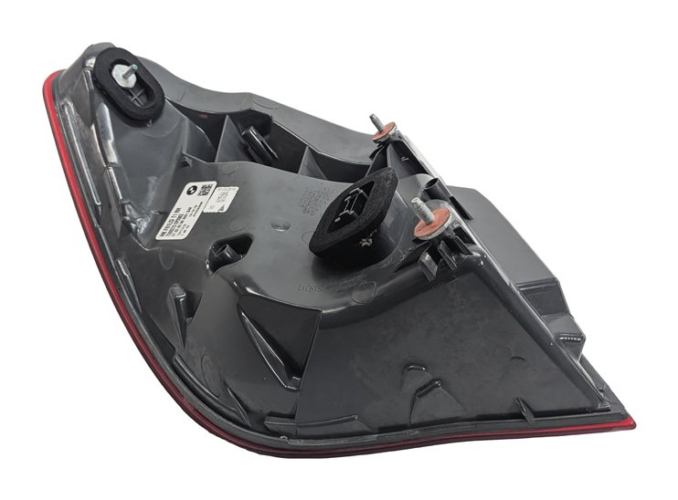 Thumbnail 6: 13-15 BMW 7 SERIES F01 F02 F04 REAR RIGHT PASSENGER OUTER TAILLIGHT BRAKE LIGHT