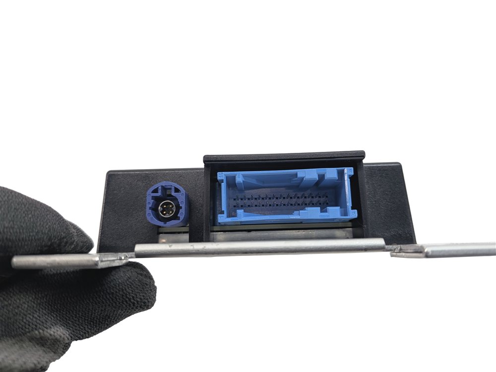 Thumbnail 5: 2013 BMW 750LI (F01) BLUETOOTH TELEMATICS COMMUNICATION CONTROL MODULE COMPUTER