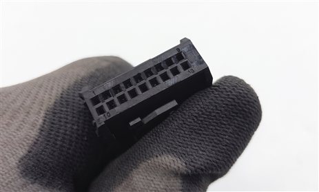 Thumbnail 6: 2013 BMW 750LI (F01) FRONT CENTER CONSOLE CELL PHONE SNAP-IN ADAPTER CRADLE BASE