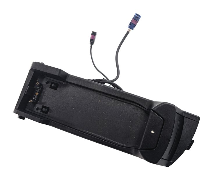 Thumbnail 7: 2013 BMW 750LI (F01) FRONT CENTER CONSOLE CELL PHONE SNAP-IN ADAPTER CRADLE BASE