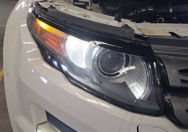 Thumbnail 2: 12-15 LANDROVER EVOQUE (L538) FRONT RIGHT PASSENGER HALOGEN HEADLIGHT LIGHT LAMP