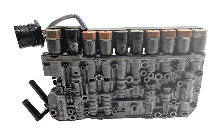 Thumbnail 5: 2014-2017 EVOQUE DISCOVERY SPORT (L538 L550) 9HP-48 AUTO TRANSMISSION VALVE BODY
