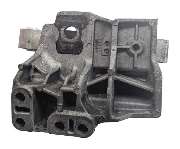 Thumbnail 4: 2015 RANGE ROVER EVOQUE (L538) 2.0L (204PT) ENGINE MOTOR MOUNT BRACKET
