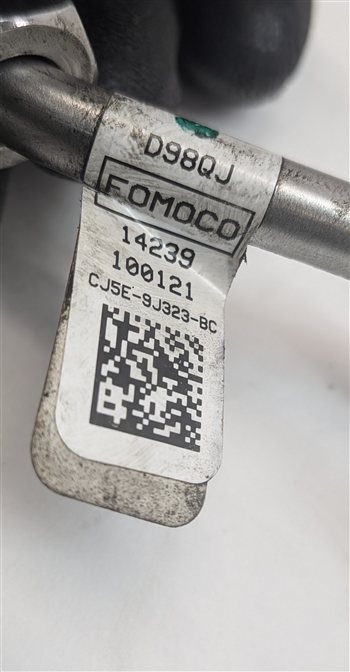 Thumbnail 6: 2015 RANGE ROVER EVOQUE (L538) 2.0L (204PT) ENGINE FUEL RAIL w/FUEL LINES