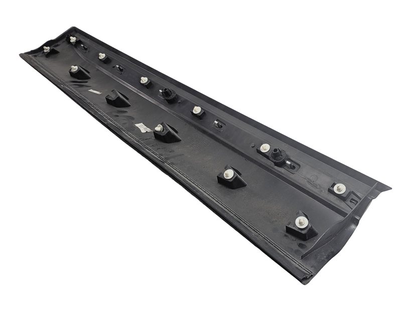 Thumbnail 4: 12-19 RANGE ROVER EVOQUE L538 FRONT RIGHT PASSENGER EXTERIOR LOWER DOOR TRIM