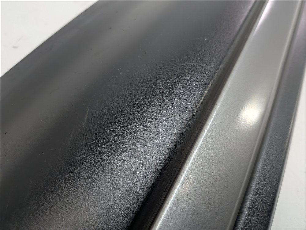 Thumbnail 8: 12-19 RANGE ROVER EVOQUE L538 FRONT RIGHT PASSENGER EXTERIOR LOWER DOOR TRIM