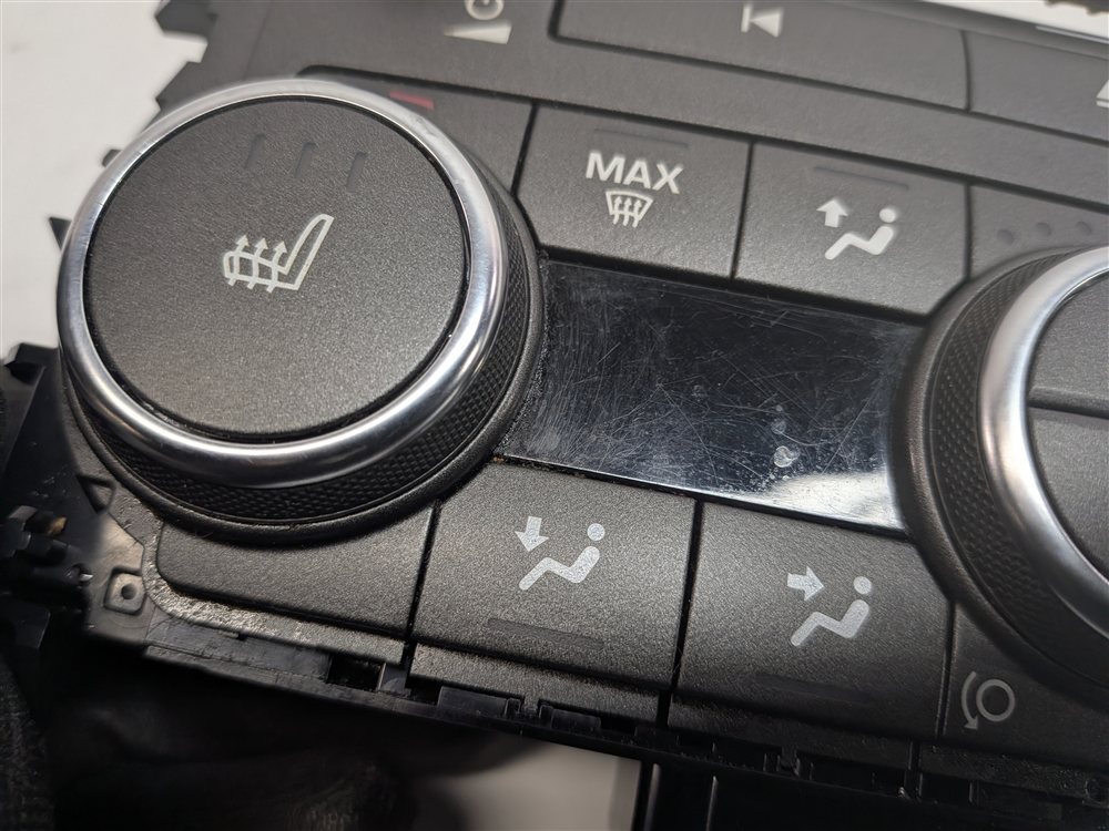 Thumbnail 9: 2014-2015 RANGE ROVER EVOQUE (L538) FRONT HEATER A/C TEMPERATURE CONTROL PANEL