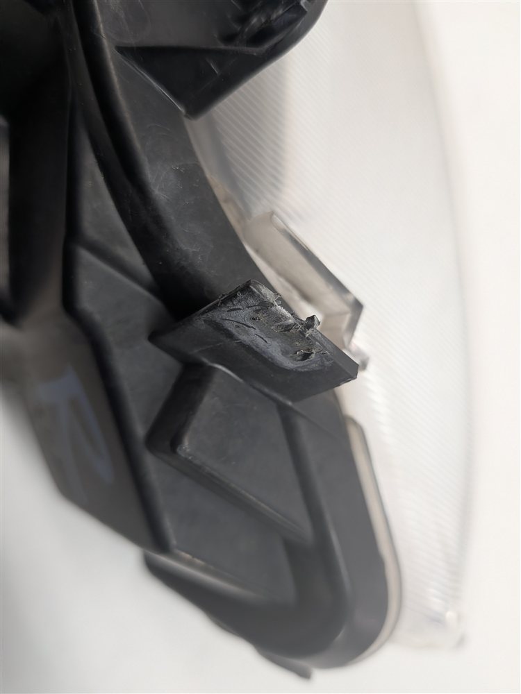 Thumbnail 8: 14-15 RANGE ROVER EVOQUE (L538) FRONT RIGHT LED DAYTIME RUNNING FOG LIGHT BLACK