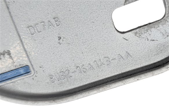 Thumbnail 6: 2015 RANGE ROVER EVOQUE (L538) FRONT LEFT DRIVER FENDER MOUNT BRACKET