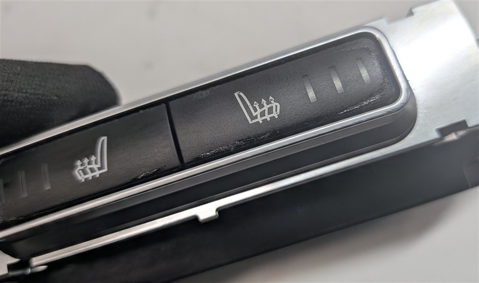 Thumbnail 6: 2015 RANGE ROVER EVOQUE (L538) REAR SEAT HEATED HEATER SWITCH DUAL BUTTON