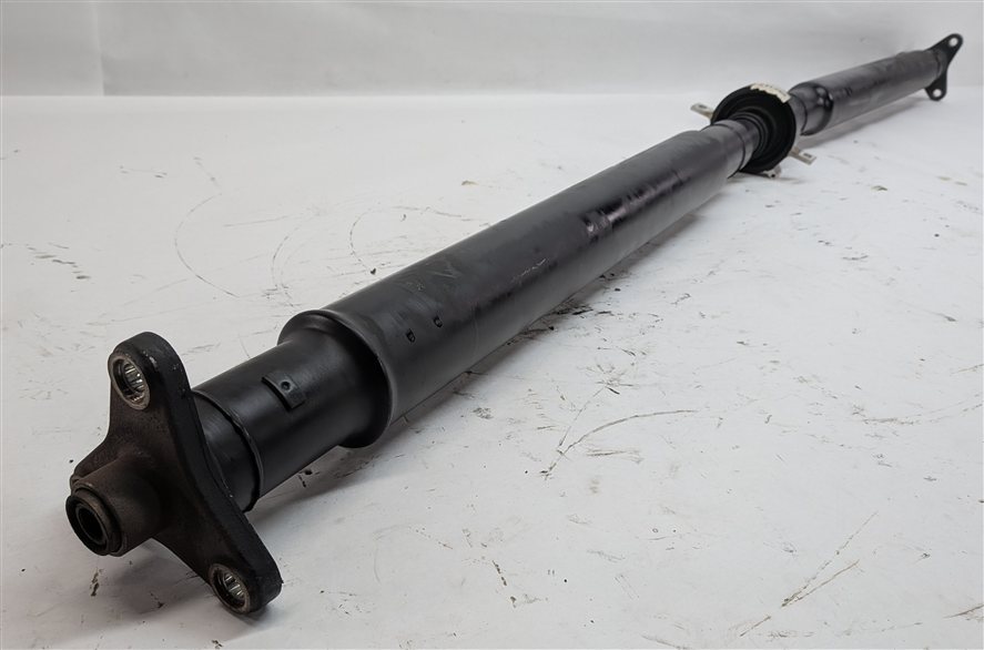 Thumbnail 3: 2012-2015 BMW 750Li (F02) RWD / LWB - REAR DRIVE SHAFT DRIVESHAFT DRIVE LINE