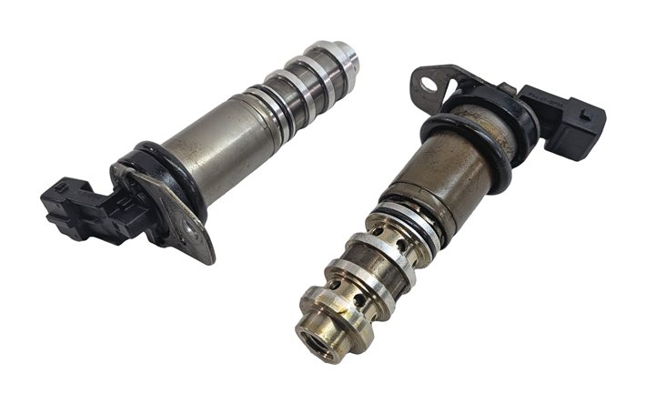 2012 BMW 750LI F01 4.4L (N63) ENGINE VANOS CAMSHAFT TIMING SOLENOID VALVE SET/2
