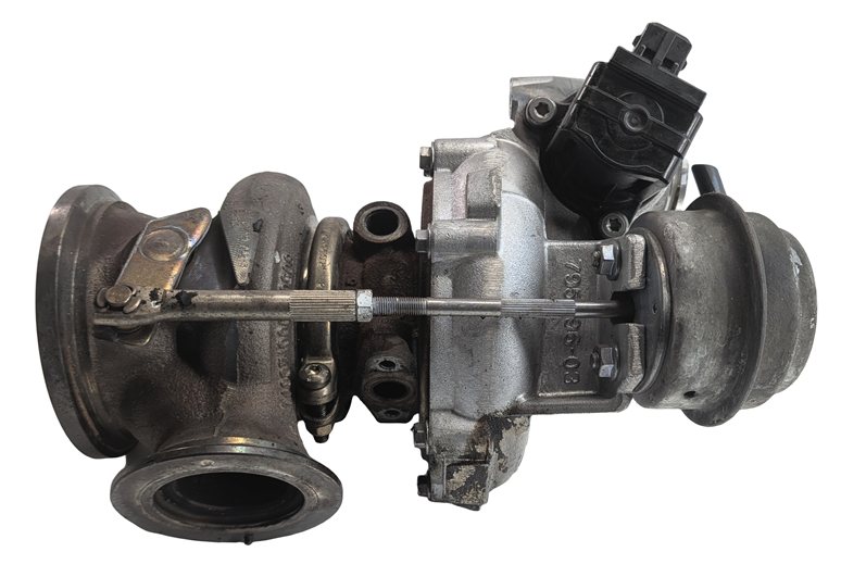 Thumbnail 2: 08-14 BMW 550i 750i X5 X6 (E70 E71 F01 F10) 4.4L N63 ENGINE LEFT TURBOCHARGER