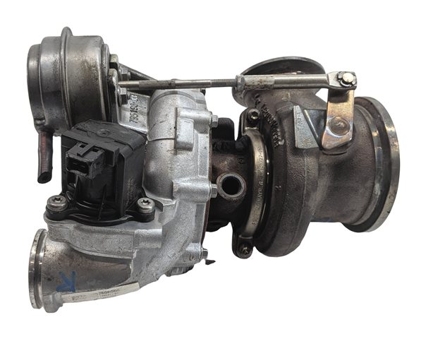 Thumbnail 4: 08-14 BMW 550i 750i X5 X6 (E70 E71 F01 F10) 4.4L N63 ENGINE RIGHT TURBOCHARGER
