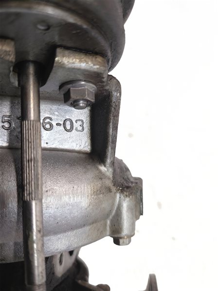 Thumbnail 9: 08-14 BMW 550i 750i X5 X6 (E70 E71 F01 F10) 4.4L N63 ENGINE RIGHT TURBOCHARGER