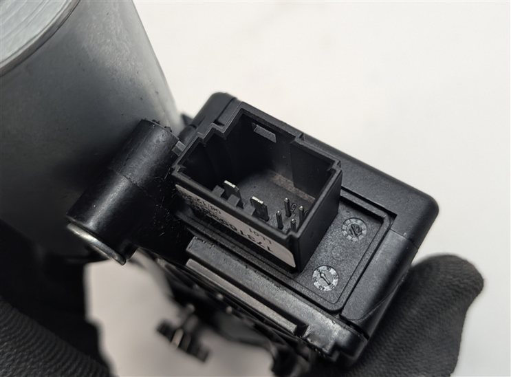 Thumbnail 5: 12-20 BMW 228i 230i 320i 328i 330i 335i 340i 428i 430i 435i 528i - SUNROOF MOTOR